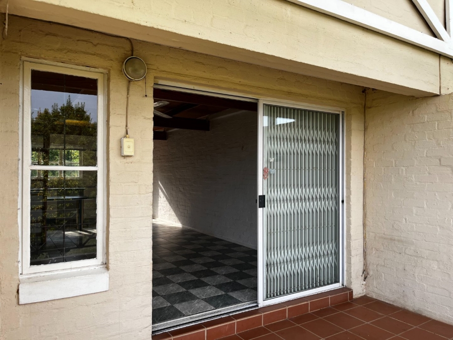 2 Bedroom Property for Sale in Caribbean Beach Club North West